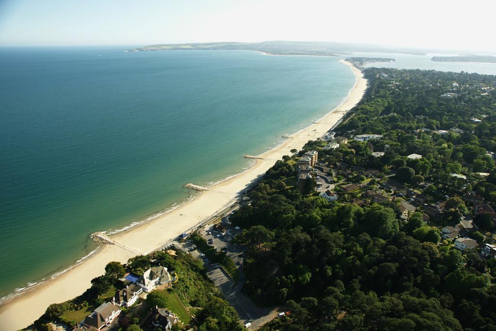 The Canford Poole Eksteriør bilde
